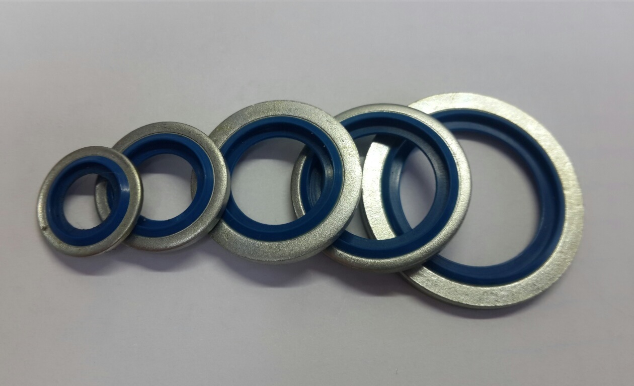 Металлическое кольцо 